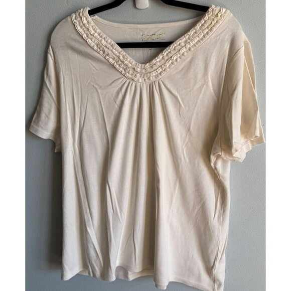 Crystal Kobe Tops - Crystal Kobe Womens Cream Ivory Short Sleeve Ruffle V-Neck Tee 2X Basic Casual